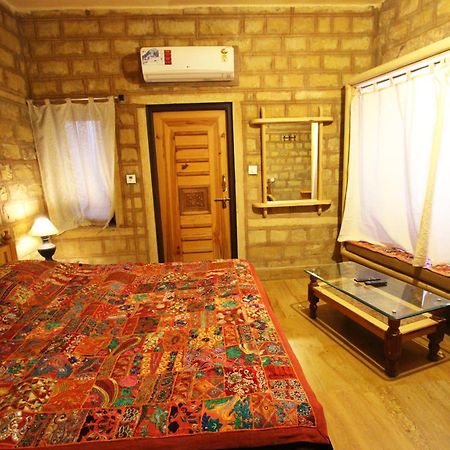 Hotel The Silk Route Джайсалмер Номер фото