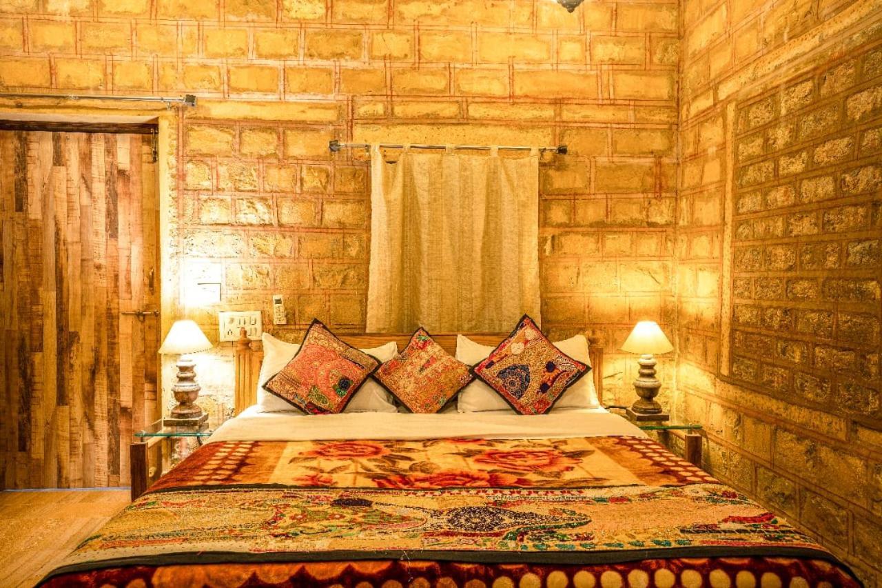 Hotel The Silk Route Джайсалмер Экстерьер фото