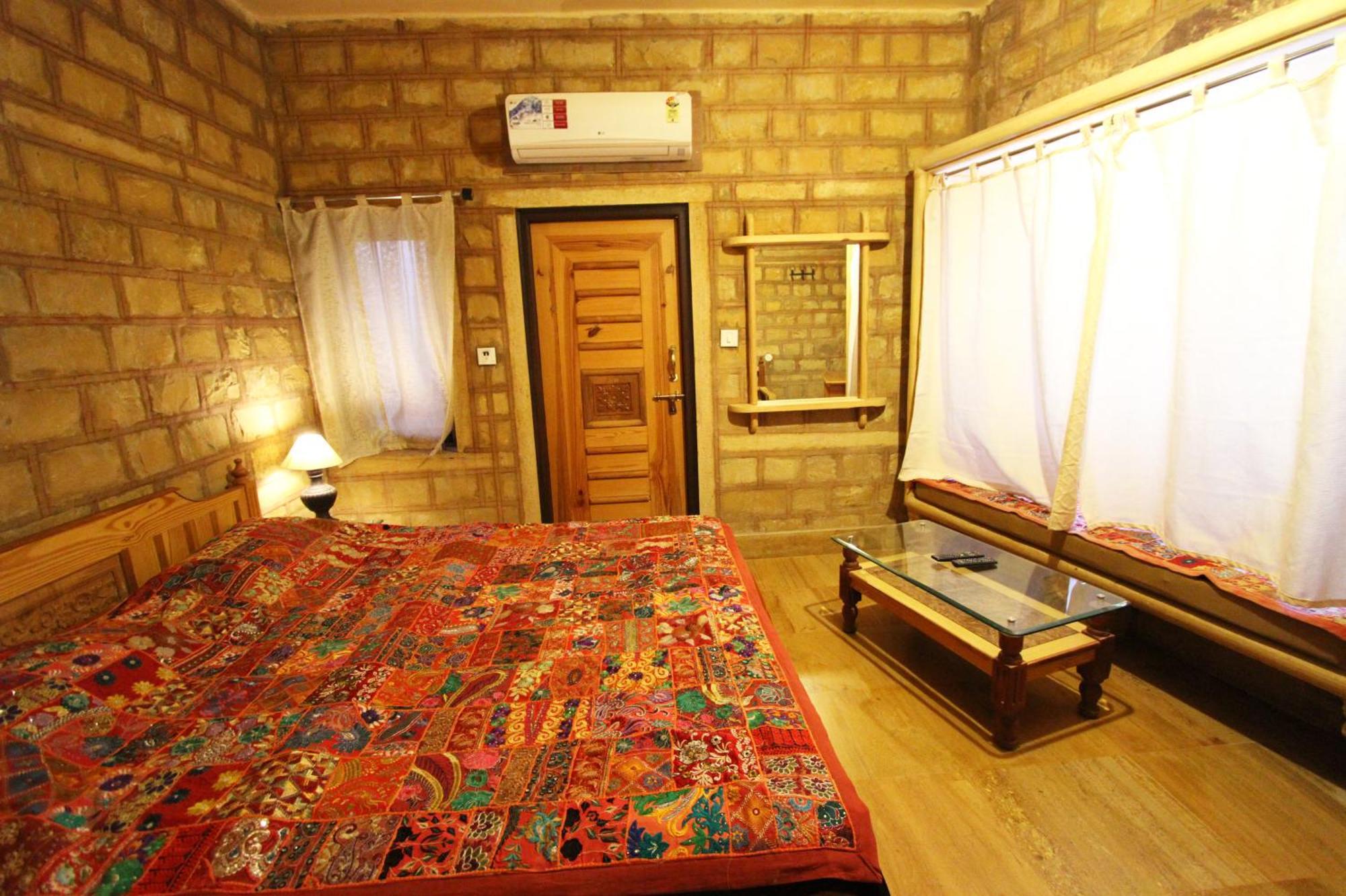 Hotel The Silk Route Джайсалмер Номер фото
