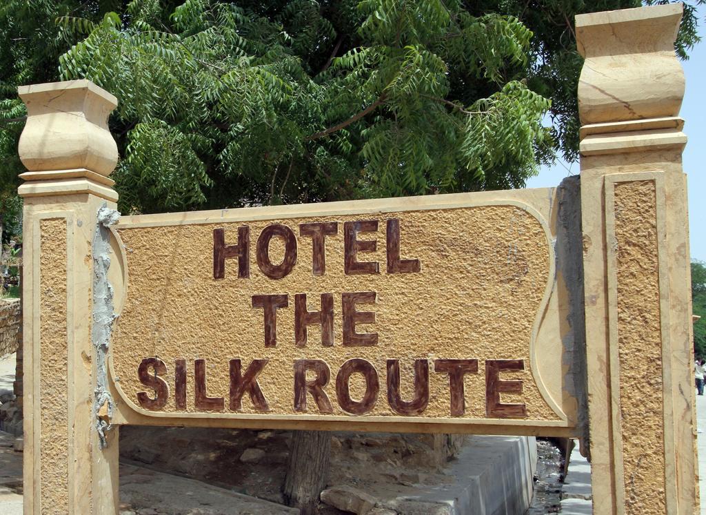 Hotel The Silk Route Джайсалмер Экстерьер фото
